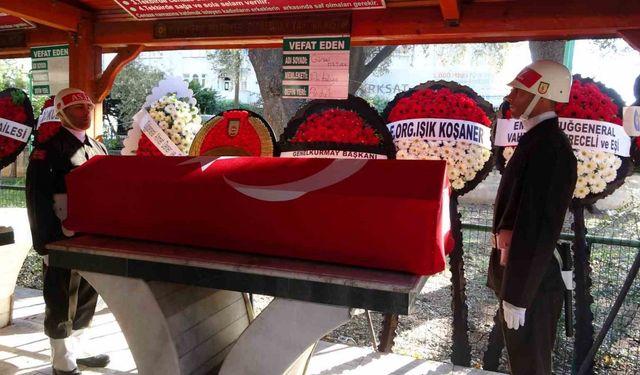 Emekli Tümgeneral Gürsel Öztürk Antalya’da son yolculuğuna uğurlandı