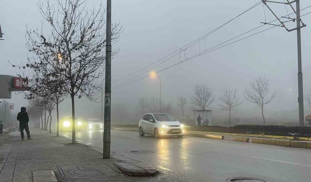 Eskişehir'de sis etkili oldu