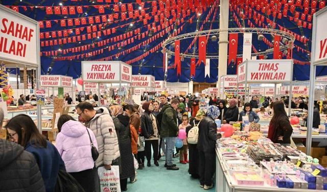 Isparta’da 10 günlük kitap şöleni sona erdi