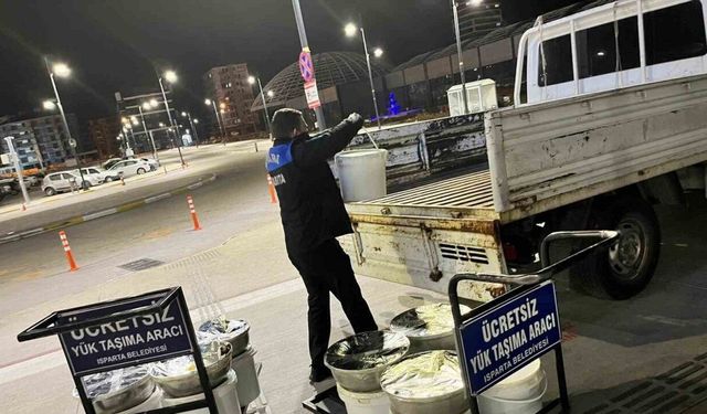 Otobüs bagajında satılmak üzere gönderilen yaprak, lahana sarma ve dolmalara el konuldu