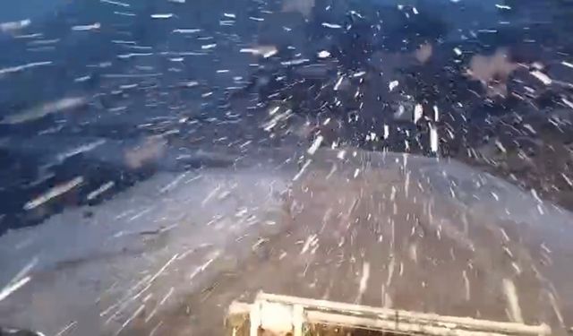 Siirt’te kar yağışı etkili oldu, ekipler yol açma çalışmalarına başladı