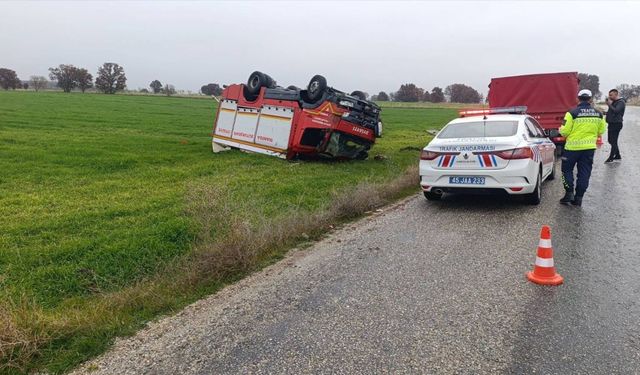 Yangına giden itfaiye aracı kaza yaptı: 1 yaralı