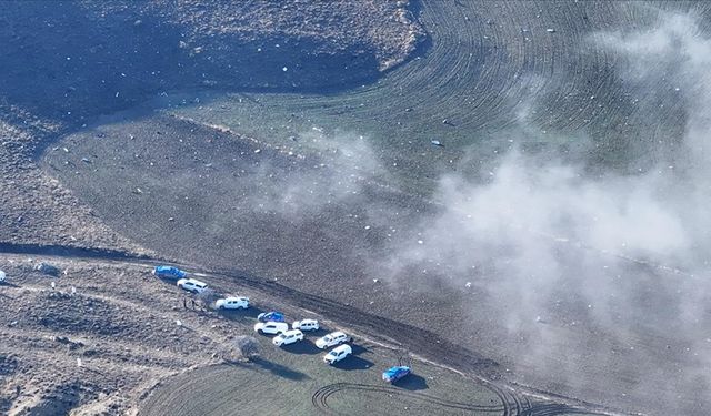 Libya Genelkurmay Başkanı Orgeneral Al-Haddad'ın içinde bulunduğu jetin enkazındaki çalışmalar sürüyor