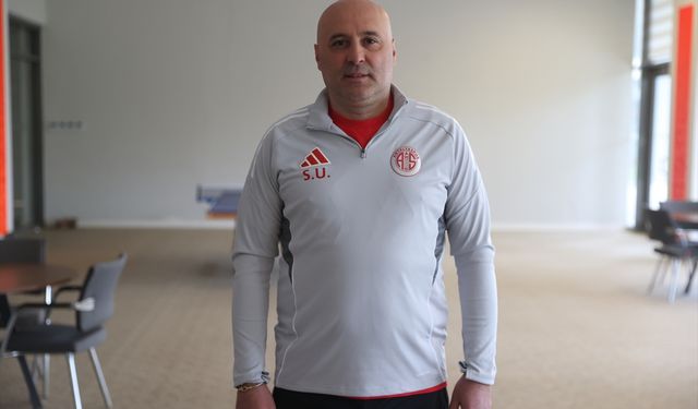 Antalyaspor taraftar desteğiyle çıkışa geçmek istiyor
