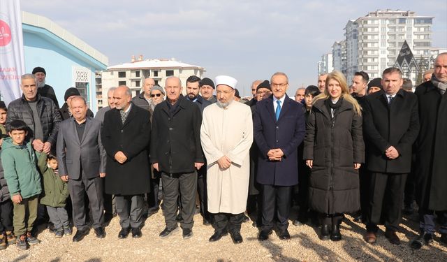 Diyanet İşleri Başkanı Arpaguş, Malatya'da cami açılışında konuştu