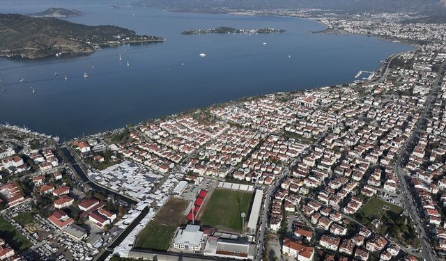 Fethiye İlçe Stadı'nda Galatasaray maçı hazırlıkları