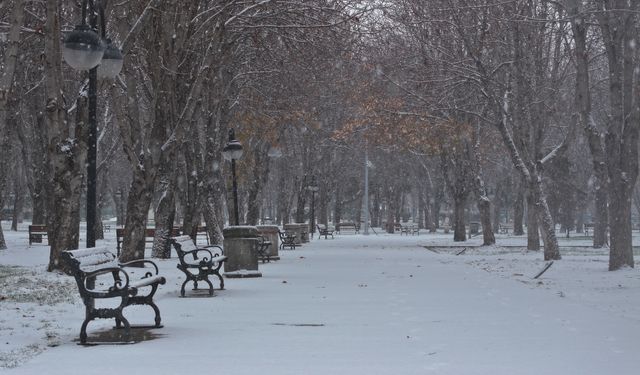 Kayseri ve Yozgat'ta kar etkili oluyor