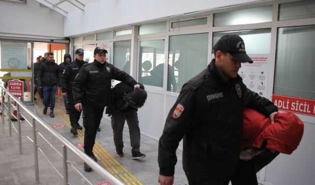 Kocaeli'de DEAŞ ve El Kaide'ye yönelik operasyonda 18 şüpheli tutuklandı