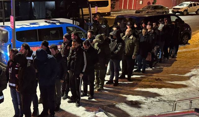 Nevşehir merkezli tefecilik operasyonunda yakalanan 68 şüpheliden 34'ü adliyede