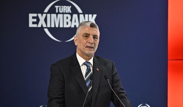 Uşak'ta 8 katlı apartmanın çatısından düşen kişi öldü