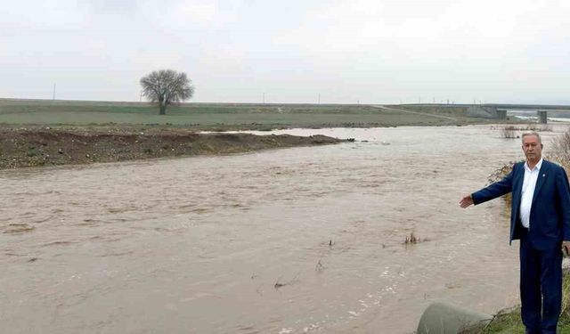Araban Ovası'nda sağanak etkili oldu