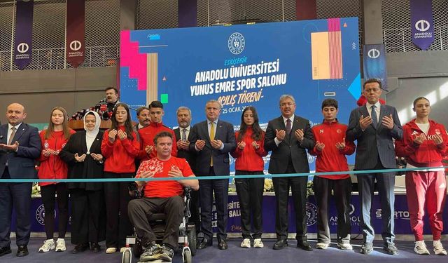 Bakan Bak: 'Güçlü Türkiye için Türkiye Yüzyılı'nda gençliğin yüzü olarak, sporun yüzü olarak çalışmaya devam edeceğiz'