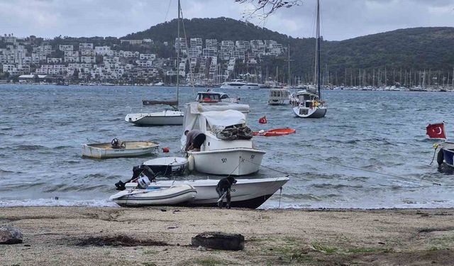 Bodrum'da fırtına etkili oluyor