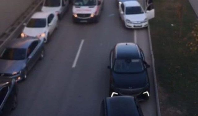 Fermuar sistemiyle ambulansa yol açtılar