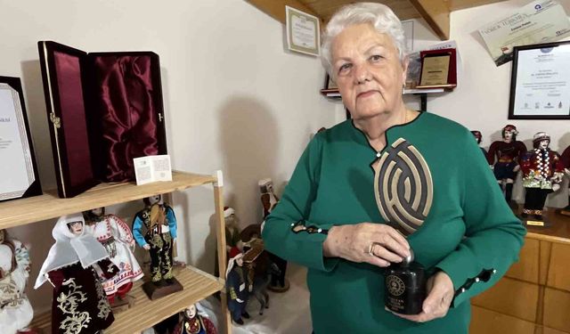 Folklorik kitre bebek sanatıyla Türkiye'nin 'hazinesi' oldu