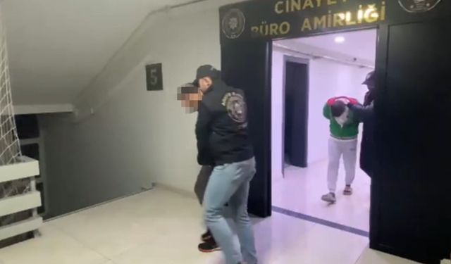 Kan lekesi, annesini öldüren zanlıyı ele verdi