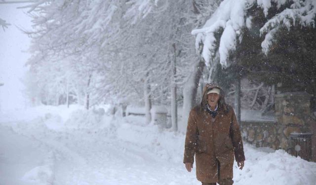 Yoğun kar yağışı Harput'u yuttu, 4 bin yıllık tarih gözden kayboldu
