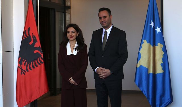 Arnavutluk Dışişleri Bakanı: 'Kosova, Arnavutluk'un dış politikasının mutlak önceliğidir'
