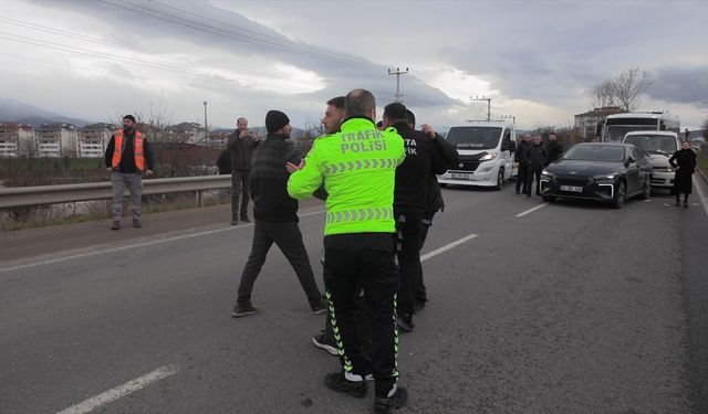 Bolu'da zincirleme trafik kazasında 7 kişi yaralandı