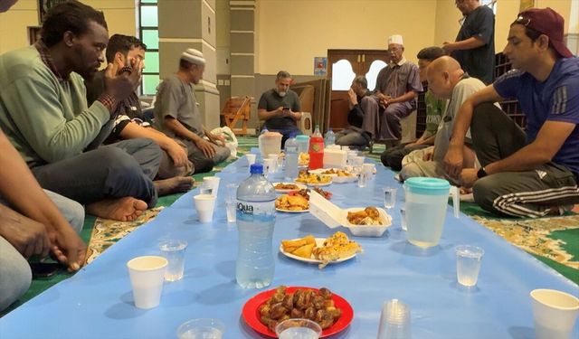 Güney Afrika'nın en büyük Müslüman topluluğuna sahip Cape Town'da ramazan coşkusu yaşanıyor