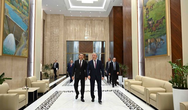 Kırgızistan-Tacikistan Karma Ekonomik Komisyonunun ilk toplantısı Bişkek'te yapıldı