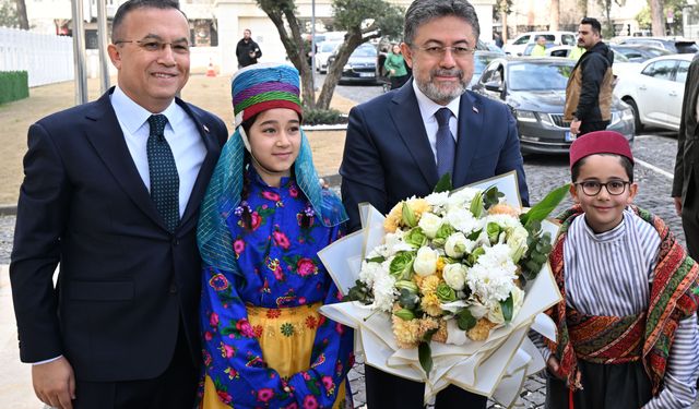 Tarım ve Orman Bakanı Yumaklı, Gaziantep Valiliğini ziyaret etti