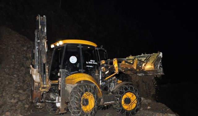 Van, Bitlis ve Hakkari'de 39 yerleşim yerine ulaşım sağlanamıyor