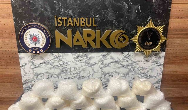 Bahçelievler'de valizden uyuşturucu çıktı: 18 kilo katı metamfetamin ele geçirildi