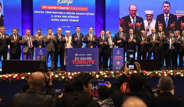 Bakan Kurum: 'Biz lafla değil, eserle konuşuyoruz'