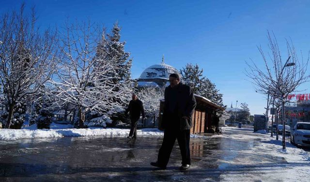 Doğu'da kar yağışı devam edecek