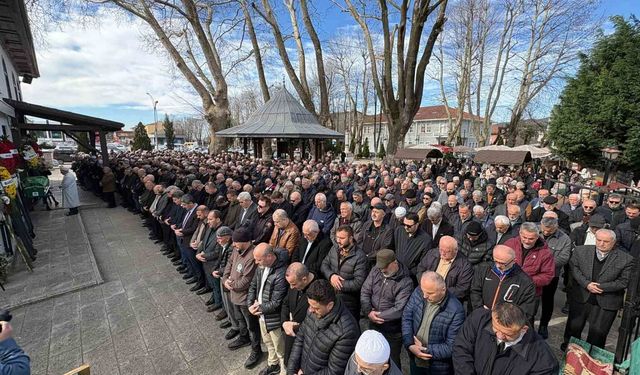 Eski milli futbolcu Tayfur Havutçu'nun vefat eden babası Sakarya'da toprağa verildi