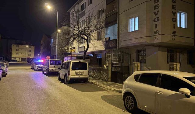 Kayseri'de bir şahıs eniştesinin evini kurşunladı