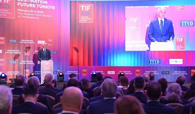 Kültür ve Turizm Bakanı Ersoy, turizm gelirindeki artışa vurgu yaptı