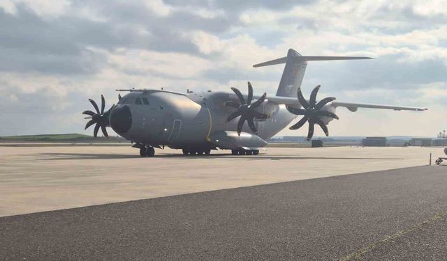 NATO tatbikatından dönen Mehmetçik Çorlu'da törenle karşılandı