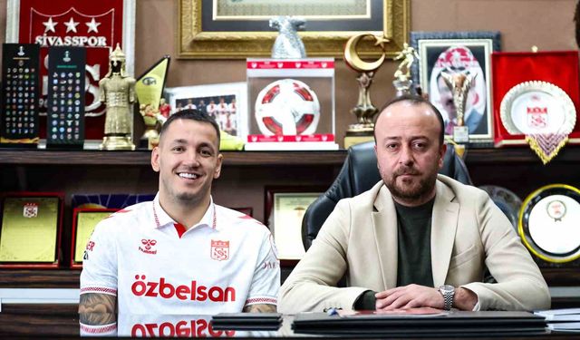 Rey Manaj yeniden Sivasspor'da
