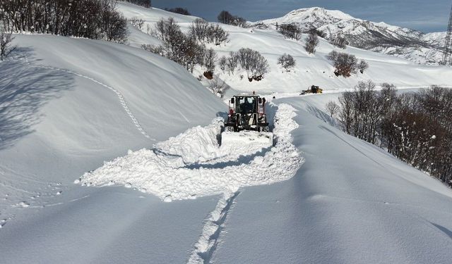 Tunceli'de 143 köy yolu ulaşıma kapandı
