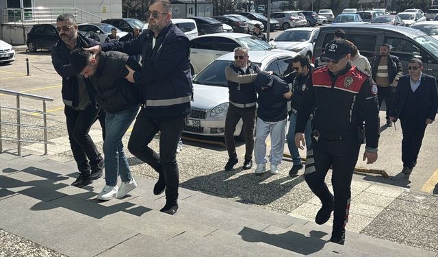 Bolu'da eğlence mekanına silahlı saldırı şüphelileri 300 saatlik kamera incelemesiyle yakalandı