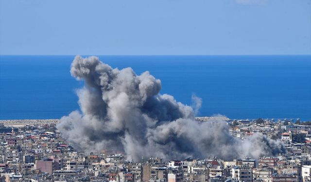 İsrail ordusu Beyrut'taki Dahiye bölgesine saldırılarını sürdürüyor