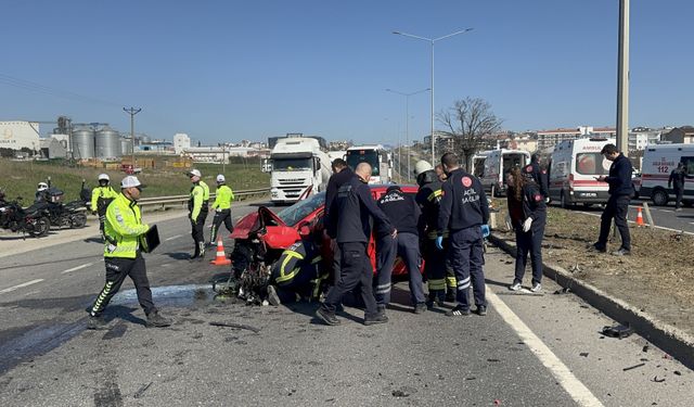 Tekirdağ'da zincirleme trafik kazasında 5 kişi yaralandı