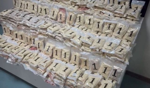 Adana'da 335 bin uyuşturucu hap ele geçirildi, 10 şüpheli gözaltında