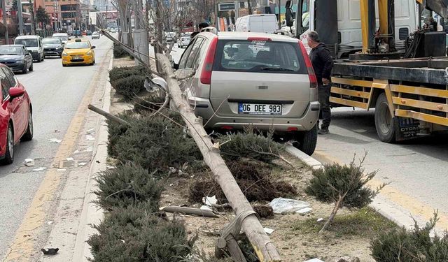 Ankara'da bir araç, yayalara çarptı: 1'i ağır, 2 yaralı