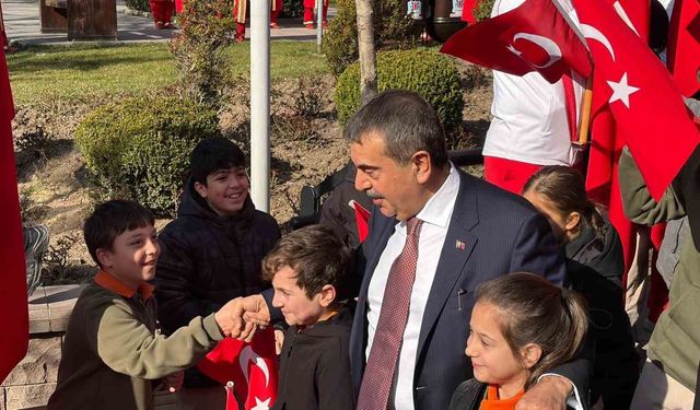 Bakan Tekin: 'Bağımsızlığımız, bayrağımız ve ezanımız ilelebet varlığını sürdürecektir'