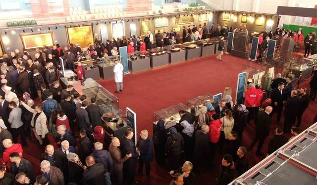 Kutsal emanetlere Kastamonu'da yoğun ilgi