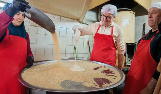 Ramazan geleneği 'Susamlı helva' tezgahlarda