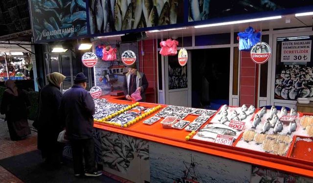 Ramazan'ın son günlerinde balığa ilgi azaldı, fiyatlar düştü