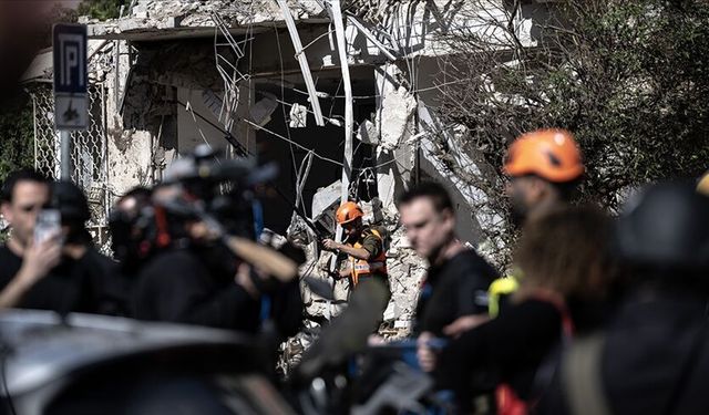 İran'ın 8 saatlik aranın ardından yaptığı yeni füze misillemesi İsrail’in güney bölgelerini hedef aldı