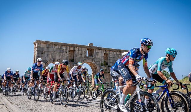 61. Cumhurbaşkanlığı Türkiye Bisiklet Turu'nda Patara-Kemer etabı başladı