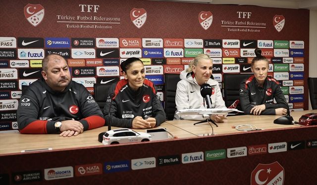 A Milli Kadın Futbol Takımı, İsviçre maçına hazır