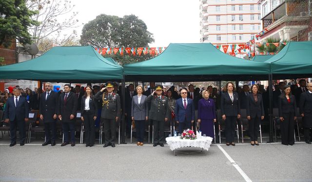 Azerbaycan'da 23 Nisan Ulusal Egemenlik ve Çocuk Bayramı kutlandı