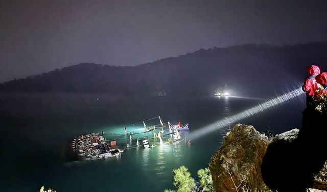 Fethiye'de batan teknedeki 1 kişi öldü, 6 kişi kurtarıldı